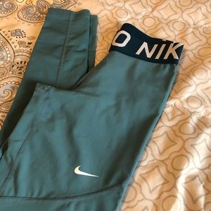 Nike Pro Leggins